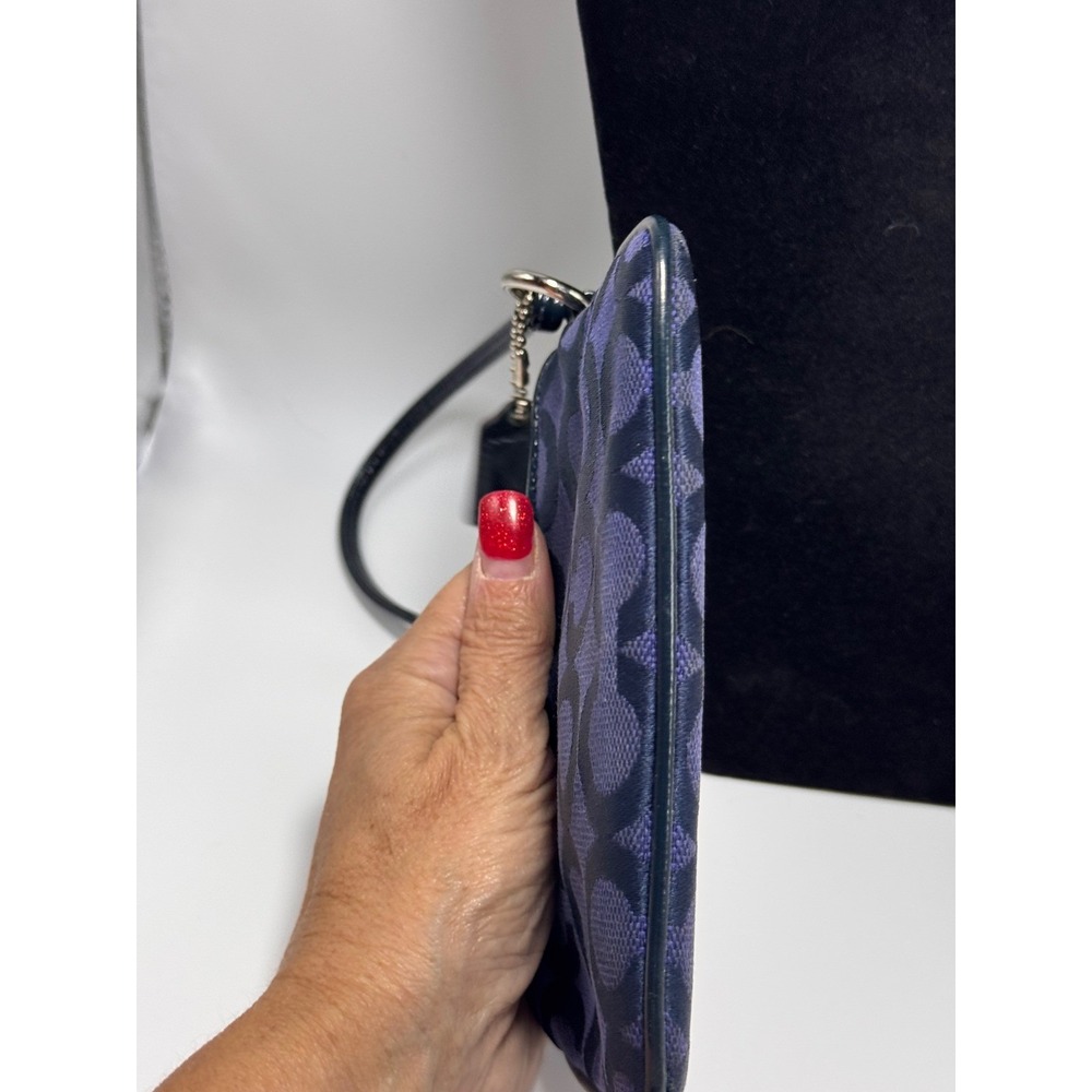 Coach Poppy Signature C Purple Jacquard Wristlet Pouch Silver Logo Plaque Bag - Picture 5 of 9